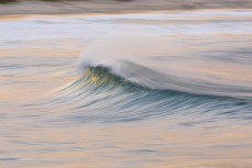 Empty waves on dusk at St Clair, Dunedin, New Zealand.
Credit: www.boxoflight.com/Derek Morrison